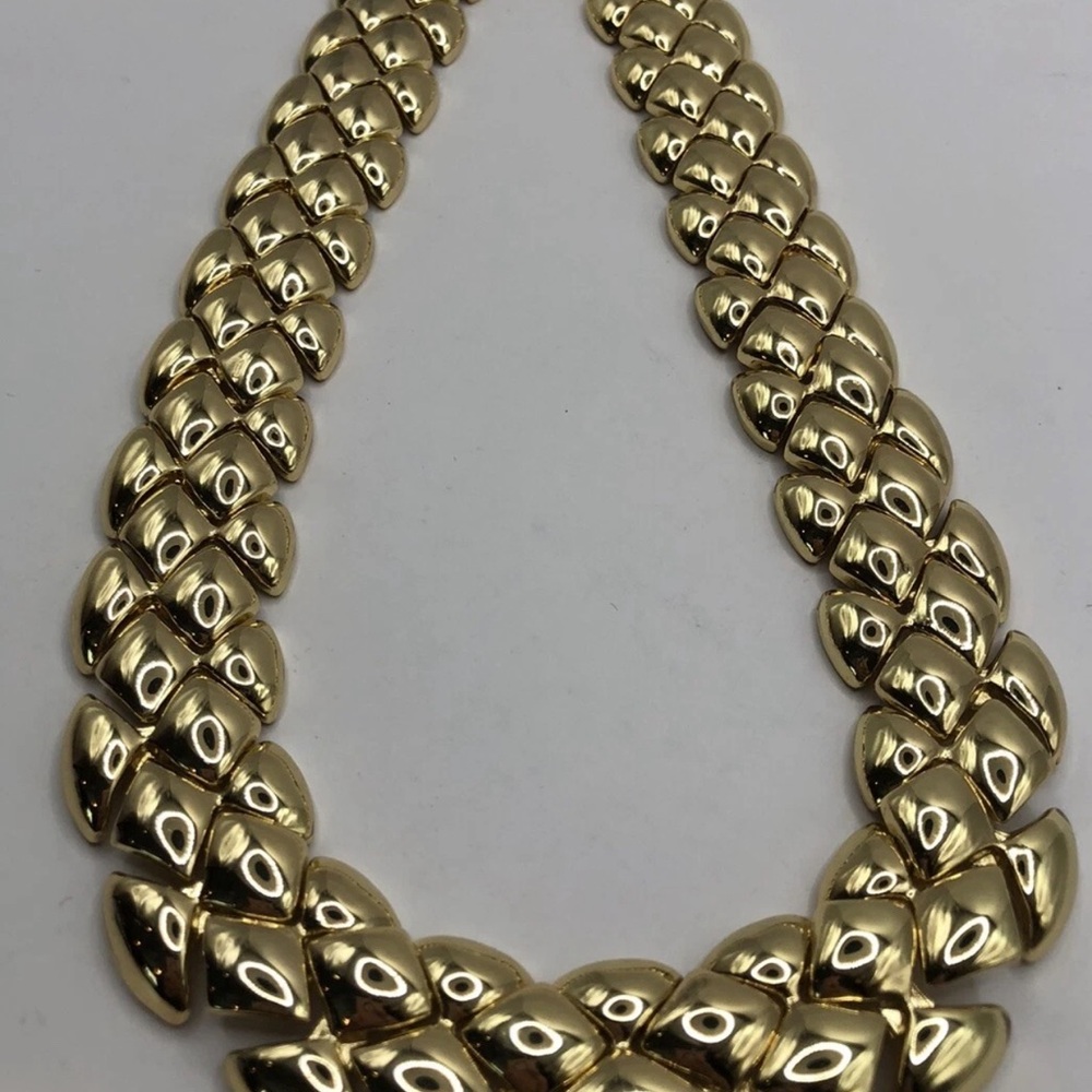 Gold Tone Necklace with Intricate Rope Design - Picture 3 of 11